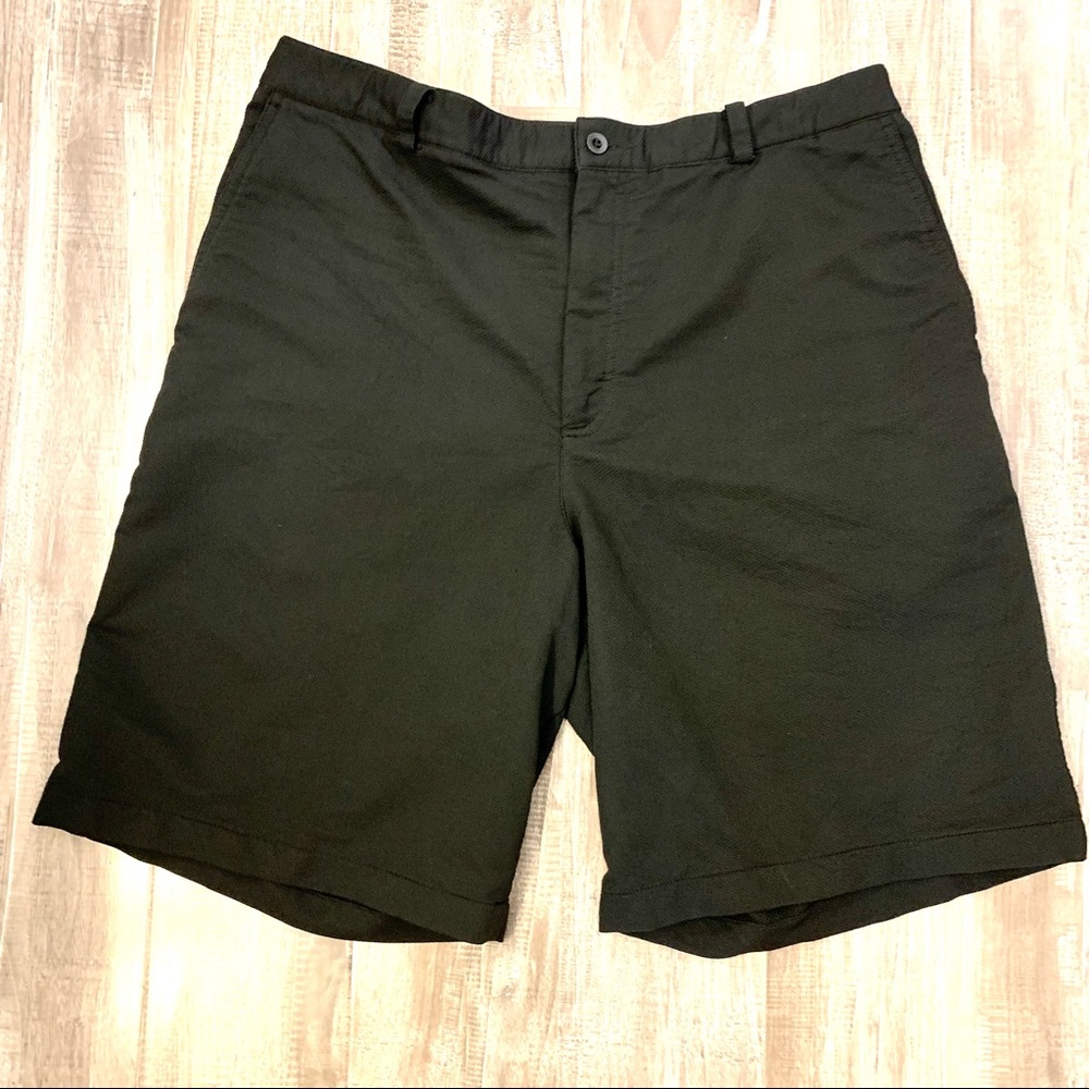 Nike Golf Dri Fit Men’s Black Shorts, Size 36.